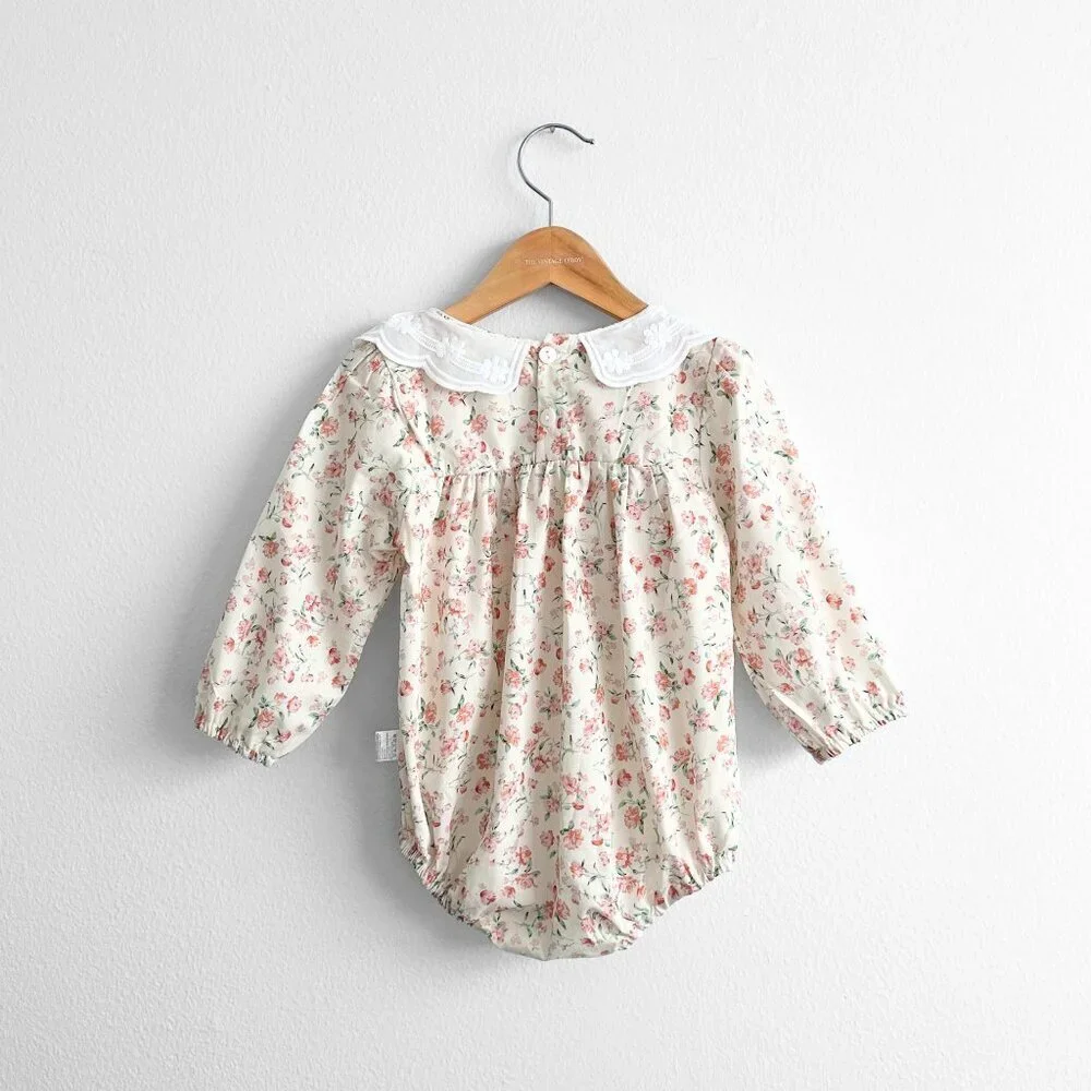 NWT Pretty Girls Embroidered Bib Collar Long Sleeve Bubble & Headband Cream 3-6M